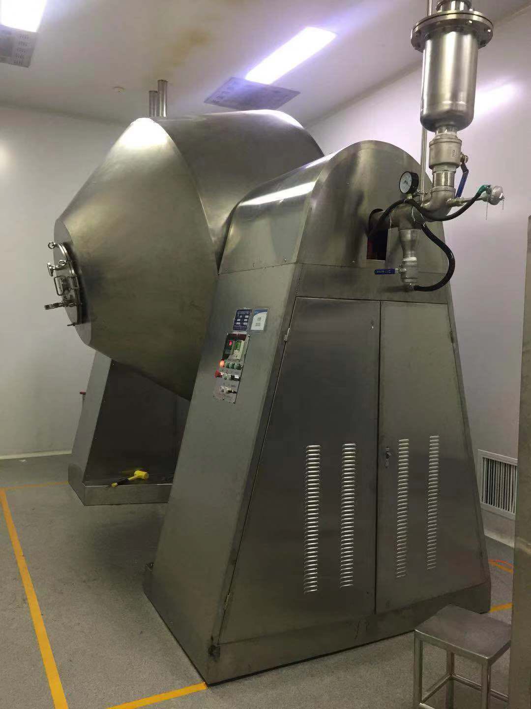 雙錐回轉(zhuǎn)真空干燥機(jī)